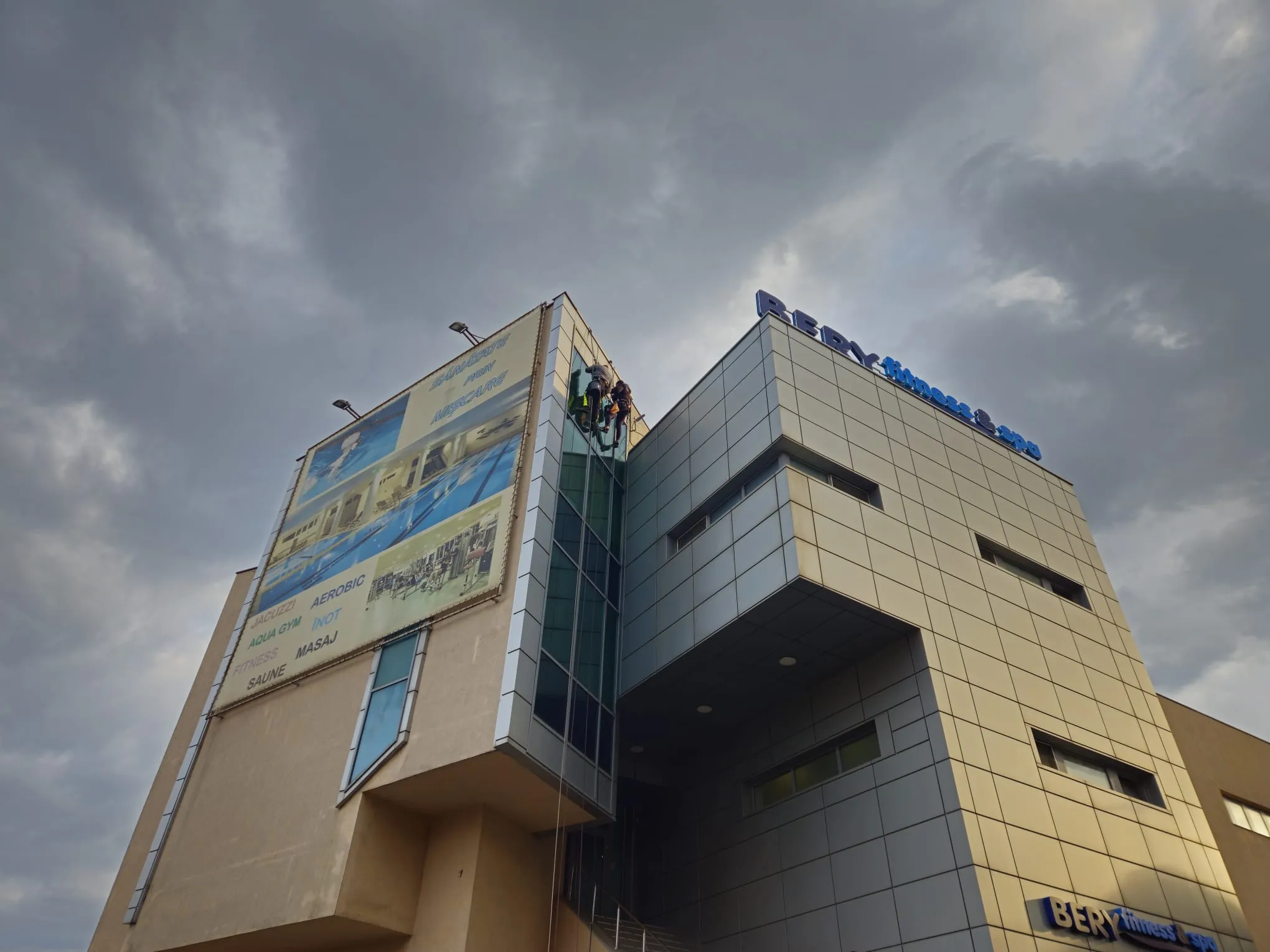 Mentenanta preventiva cladiri Bucuresti